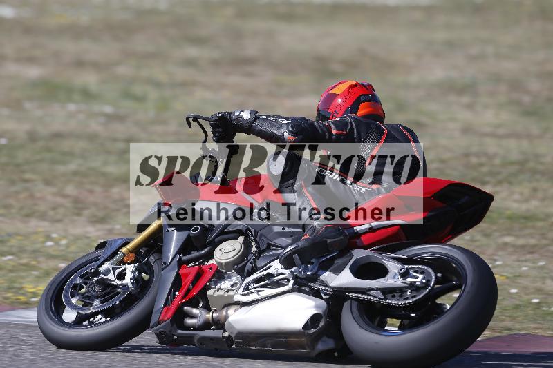 /36 08.08.2026  Pluess Motosport ADR/Freies Fahren/415